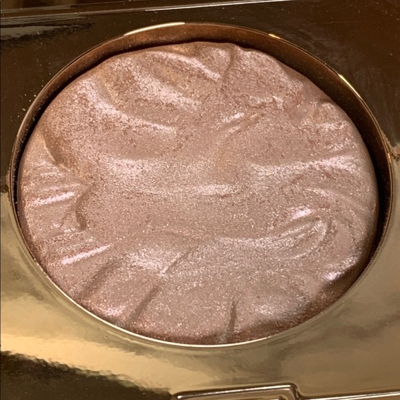 Laura Mercier Mood Glow Triple Highlighter Palette - Picture 7 of 13